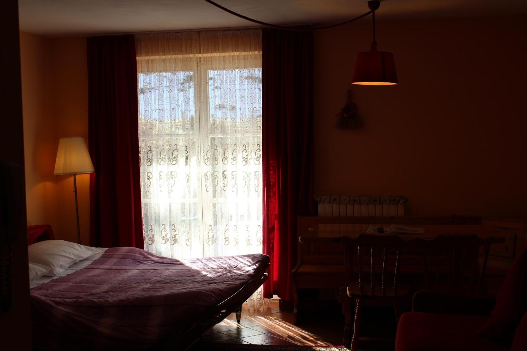Residenze Sonnenschein Aparthotel Niederdorf Exteriör bild